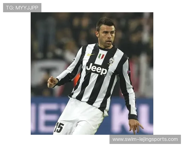 三都足球球星名单正式公布 代表性球员阵容亮相全新赛季