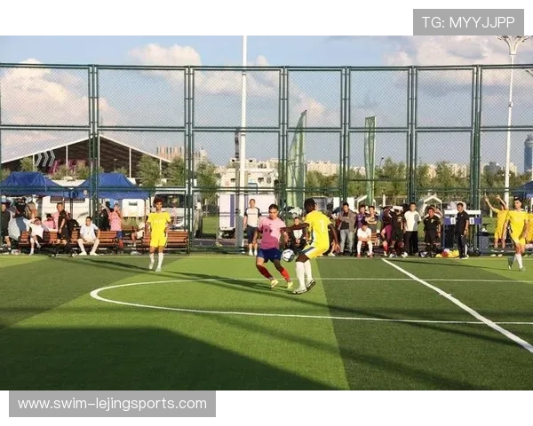 北京足球星闪耀绿茵展现拼搏精神引领城市体育发展新风貌