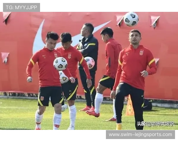 当红足球巨星频频拒绝为国家队效力引发球迷热议与责任担当讨论